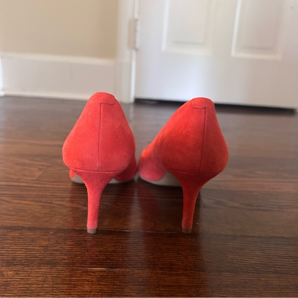 Ann Taylor Eryn Red Suede Heels Size 8 - Picture 5 of 11